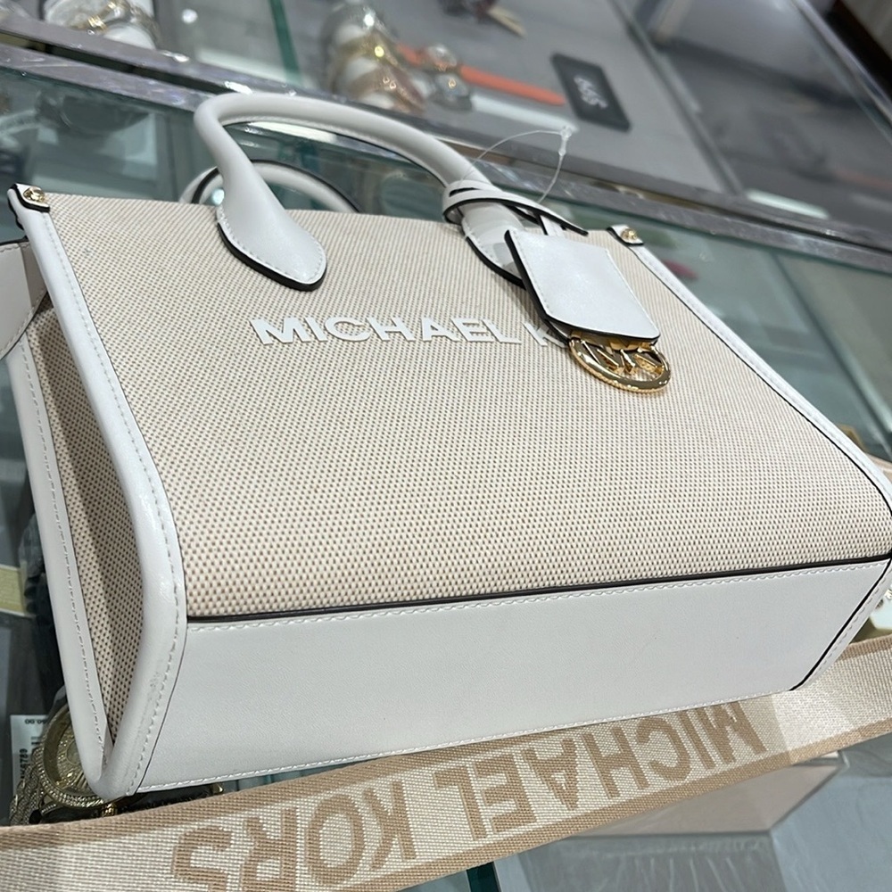 Michael Kors Mirella Small Shopper Top Zip Logo Crossbody XBODY
Optic White
NW - Picture 6 of 16